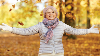 Woman outdoors in the Autumn